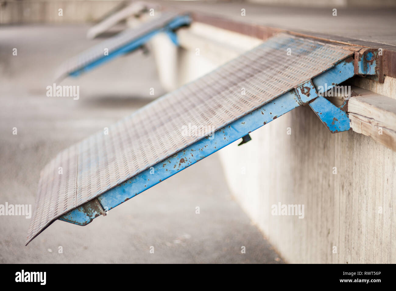 Fermer la vue de quai de chargement Banque D'Images