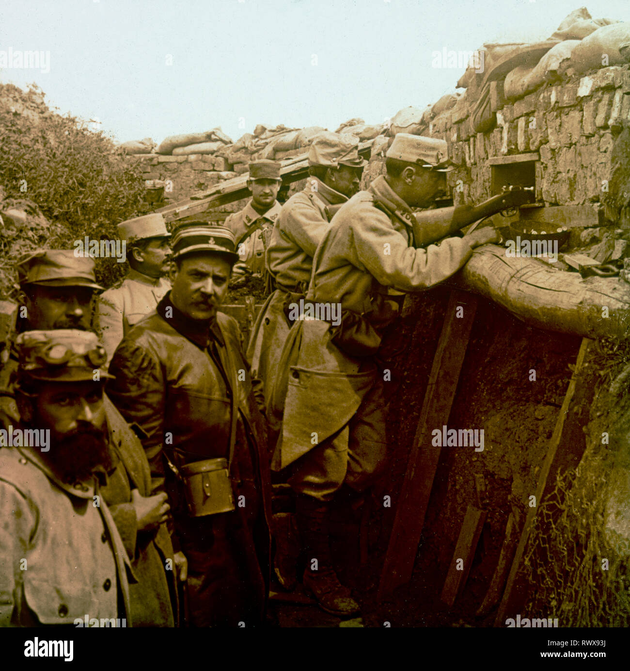 Photographie , une tranchée sur les premières lignes de Verdun en 1916 Banque D'Images