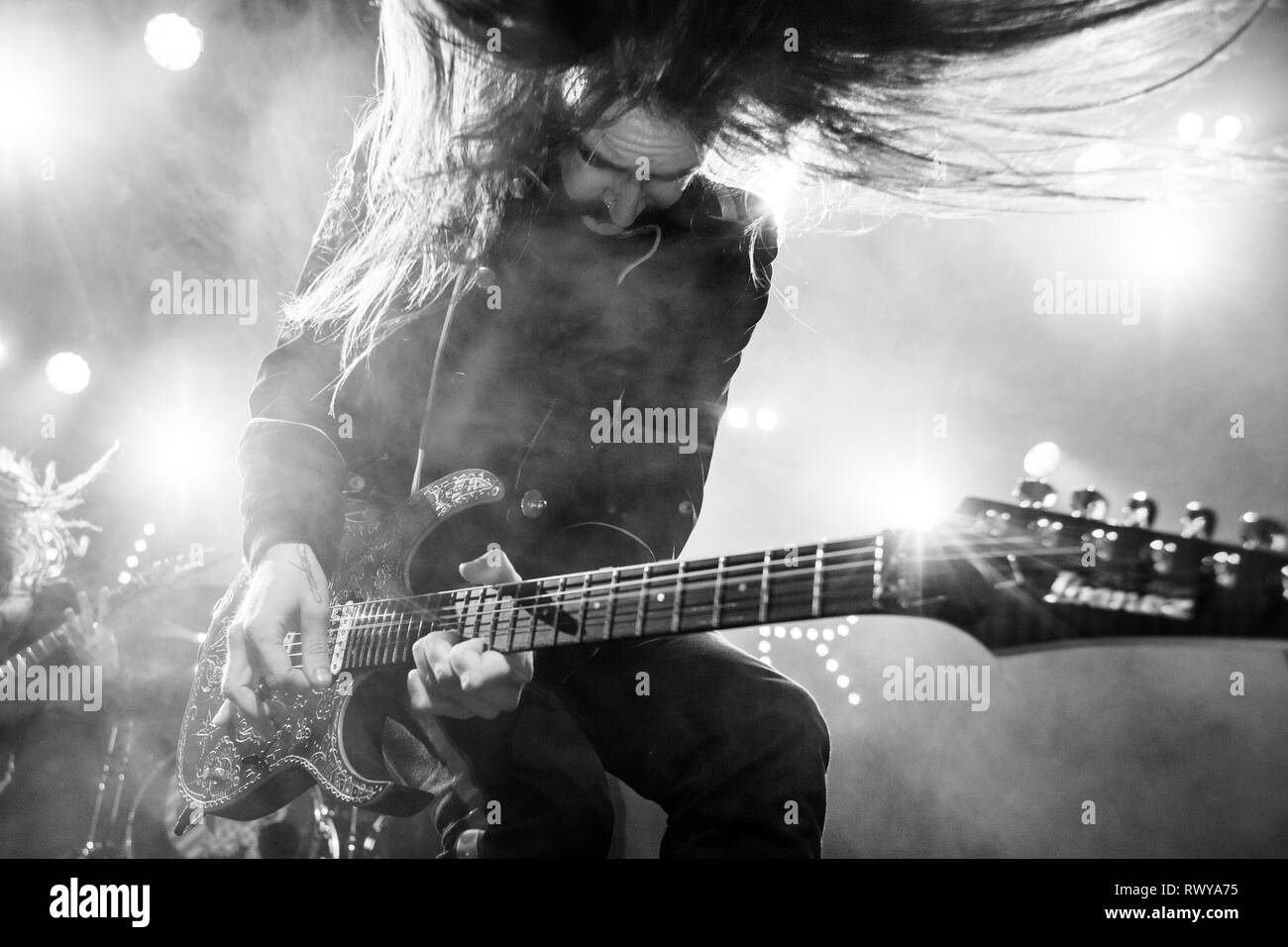 La Norvège, Bergen - mars 7, 2019. Le groupe de heavy metal suédois Avatar effectue un concert live à l'USF Verftet à Bergen. Ici guitariste Tim Öhrström est vu sur scène. (Photo crédit : Gonzales Photo - Jarle H. MEO). Gonzales : Crédit Photo/Alamy Live News Banque D'Images