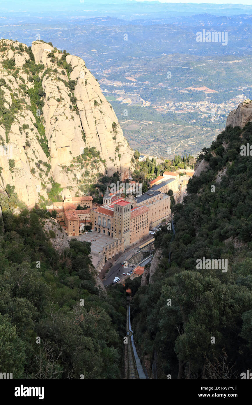 Funiculaire de Sant Joan, vue sur Abbaye de Montserrat monastère, montagne de Montserrat, en Catalogne, Espagne Banque D'Images
