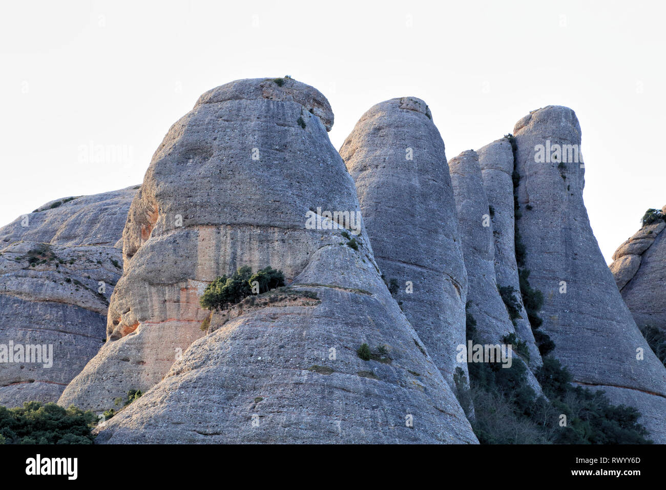 Les roches calcaires de la montagne de Montserrat, en Catalogne, Espagne Banque D'Images