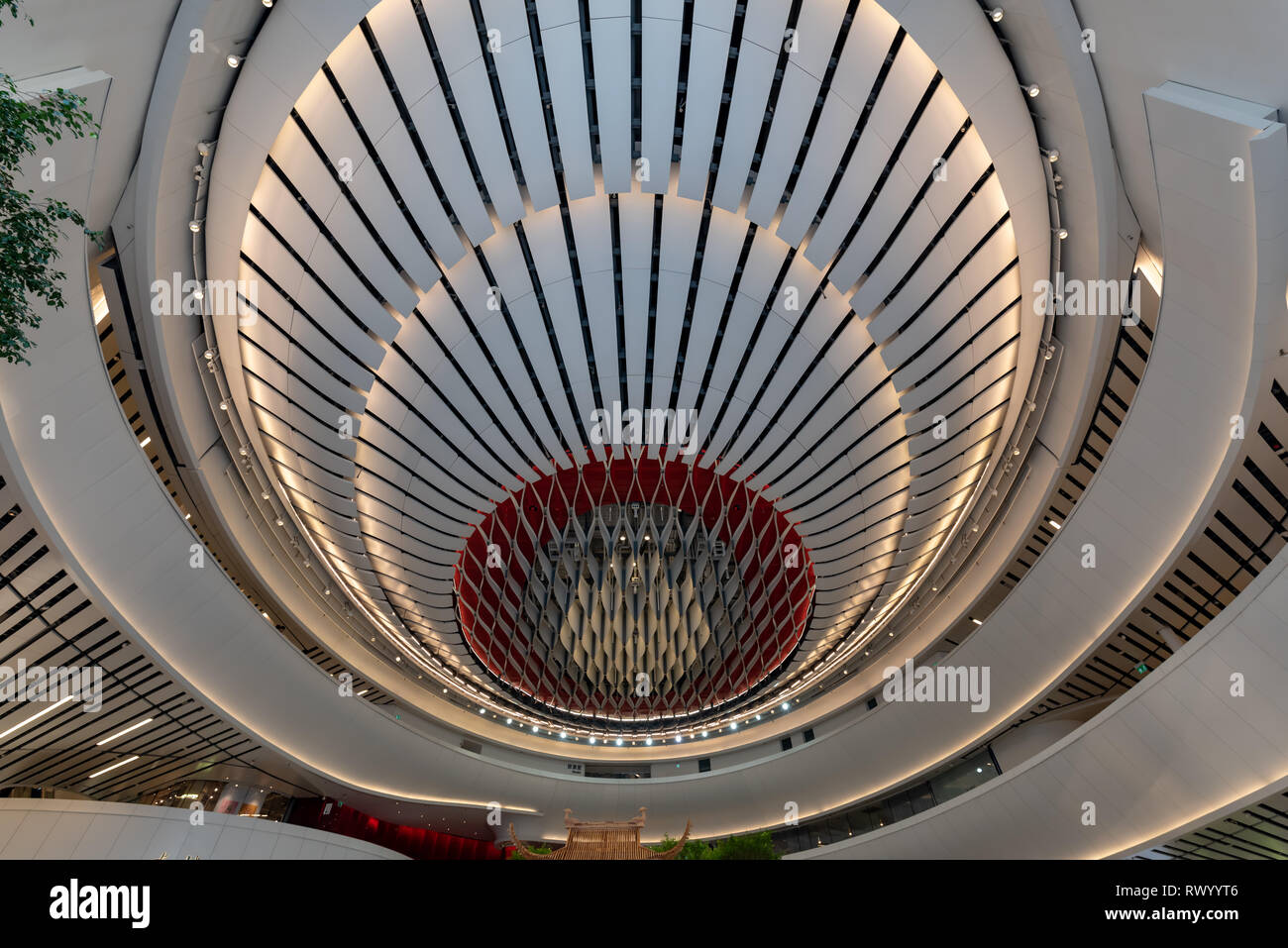 Centre Xiqu, Hong Kong - Dec 04, 2019 : Xiqu Centre, dédié à la promotion du riche patrimoine de xiqu à Hong Kong. Banque D'Images