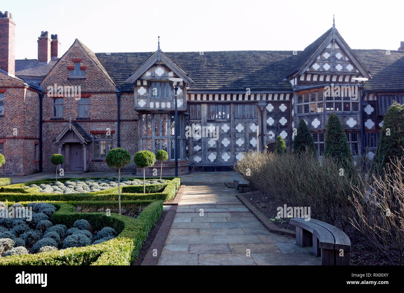 Le manoir Tudor de Oldsall Hall, Salford, Manchester. Banque D'Images