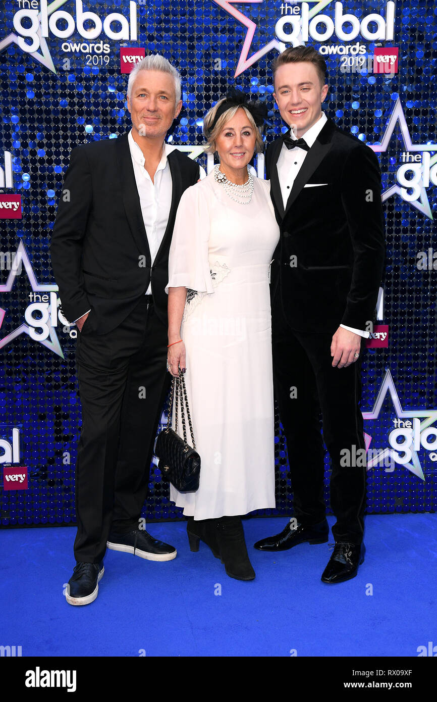 Martin Kemp (à gauche), Shirlie Holliman, romain et Kemp (à droite) assiste à la remise des prix mondiaux 2019 avec très.co.uk s'est tenue au London's Eventim Apollo Hammersmith. Banque D'Images