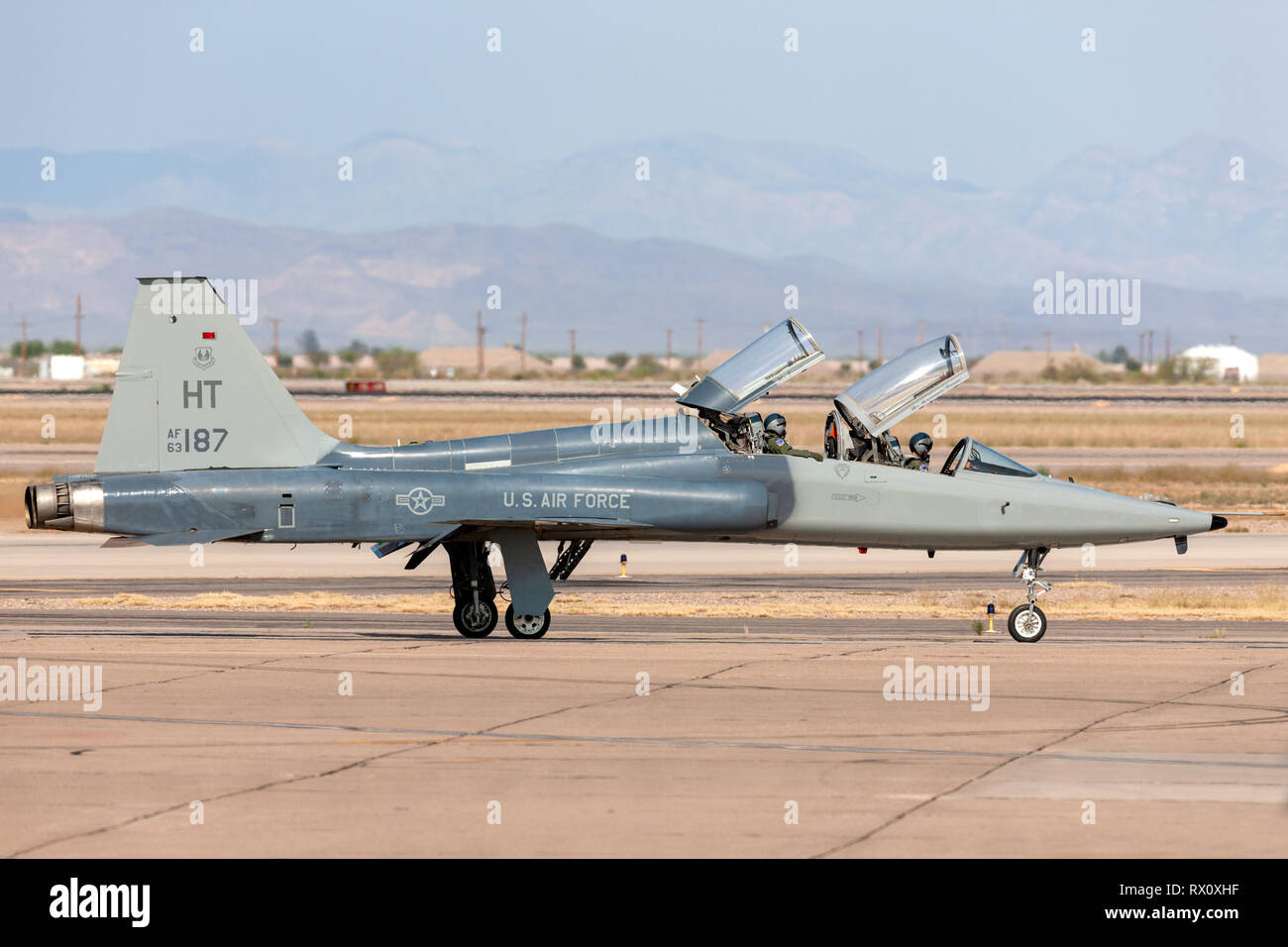 United States Air Force (USAF) Northrop T-38 Talon jet trainer des avions de la base aérienne de Holloman à Phoenix-Mesa Gateway airport dans l'Arizona. Banque D'Images