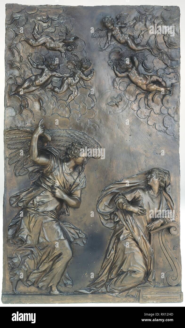 L'Annonciation. Alessandro Vittoria ; italien, 1525--1608. Date : 1578-1588. Dimensions : 97,8 × 61,6 cm (38 1/2 x 24 1/4 in.). Le bronze. Origine : Italie. Musée : le Chicago Art Institute. Banque D'Images