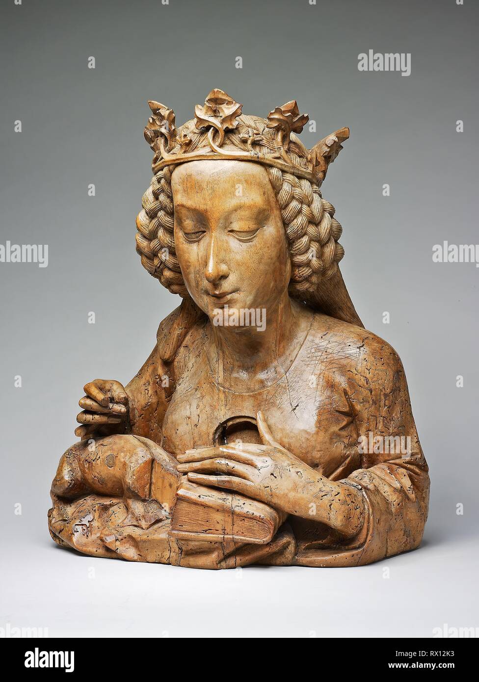 Buste reliquaire de sainte Marguerite d'Antioche. Gerhaert Niclaus von Leyden et atelier ;, Russisch active en Allemagne, 1462-73. Date : 1465-1470. Dimensions : 50,8 × 45,5 × 29,6 cm (20 × 18 × 11 5/8 in.). Noyer avec traces de polychromie du xixe siècle. Origine : Strasbourg. Musée : le Chicago Art Institute. Auteur : Nicolas Gerhaert. Banque D'Images