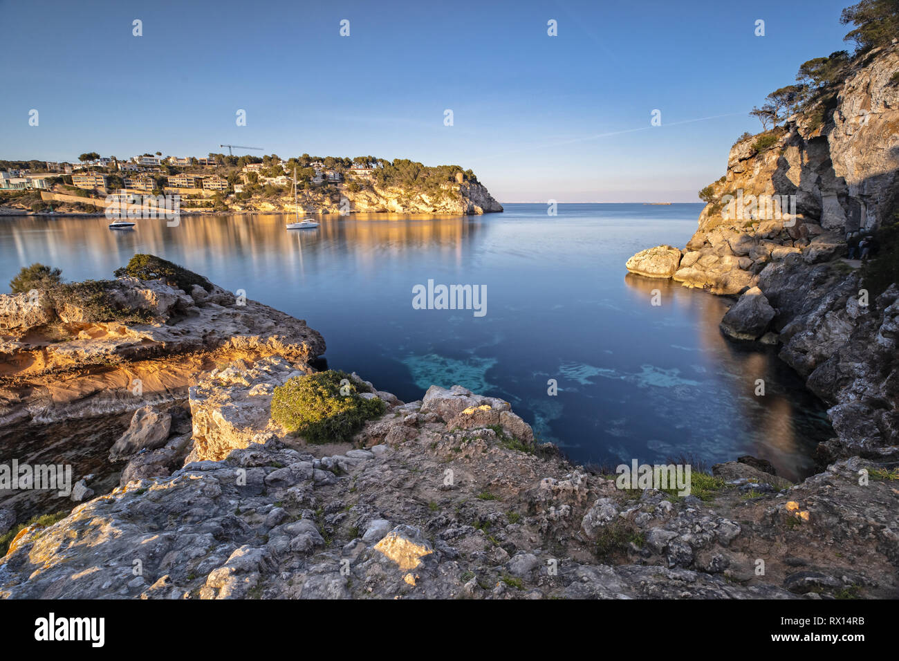 Baie de Portals Vells à Mallorca, Espagne au coucher du soleil Banque D'Images
