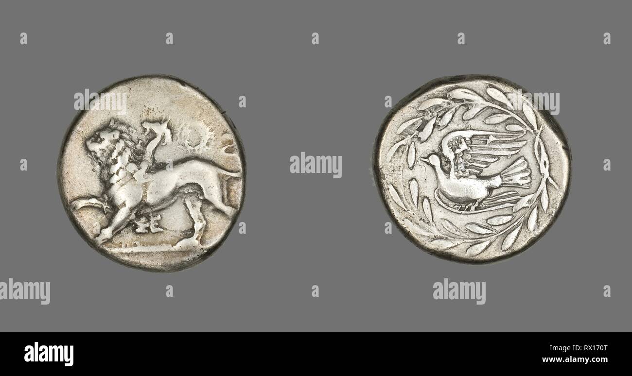 Aeginetic Stater (Coin) représentant une chimère. Le Grec, frappées en Sikyon, Péloponnèse. Date : 431 BC-400 BC. Dimensions : diam. 2,5 cm ; 11,87 g. L'argent. Origine : Sikión. Musée : le Chicago Art Institute. Auteur : grec ancien. Banque D'Images