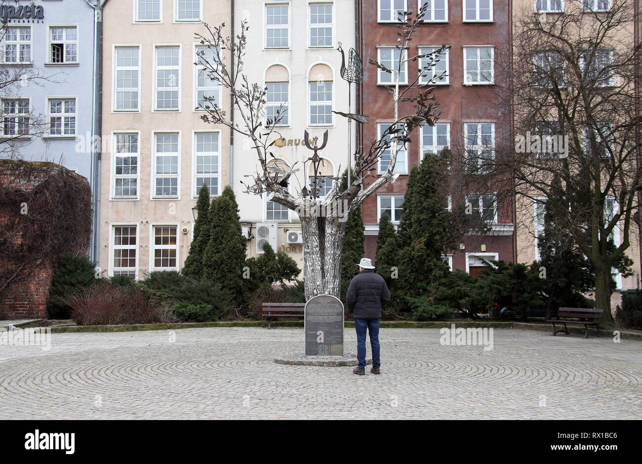 Arbre millénaire en acier inoxydable pour commémorer 1000 ans depuis la fondation de la ville polonaise de Gdansk Banque D'Images