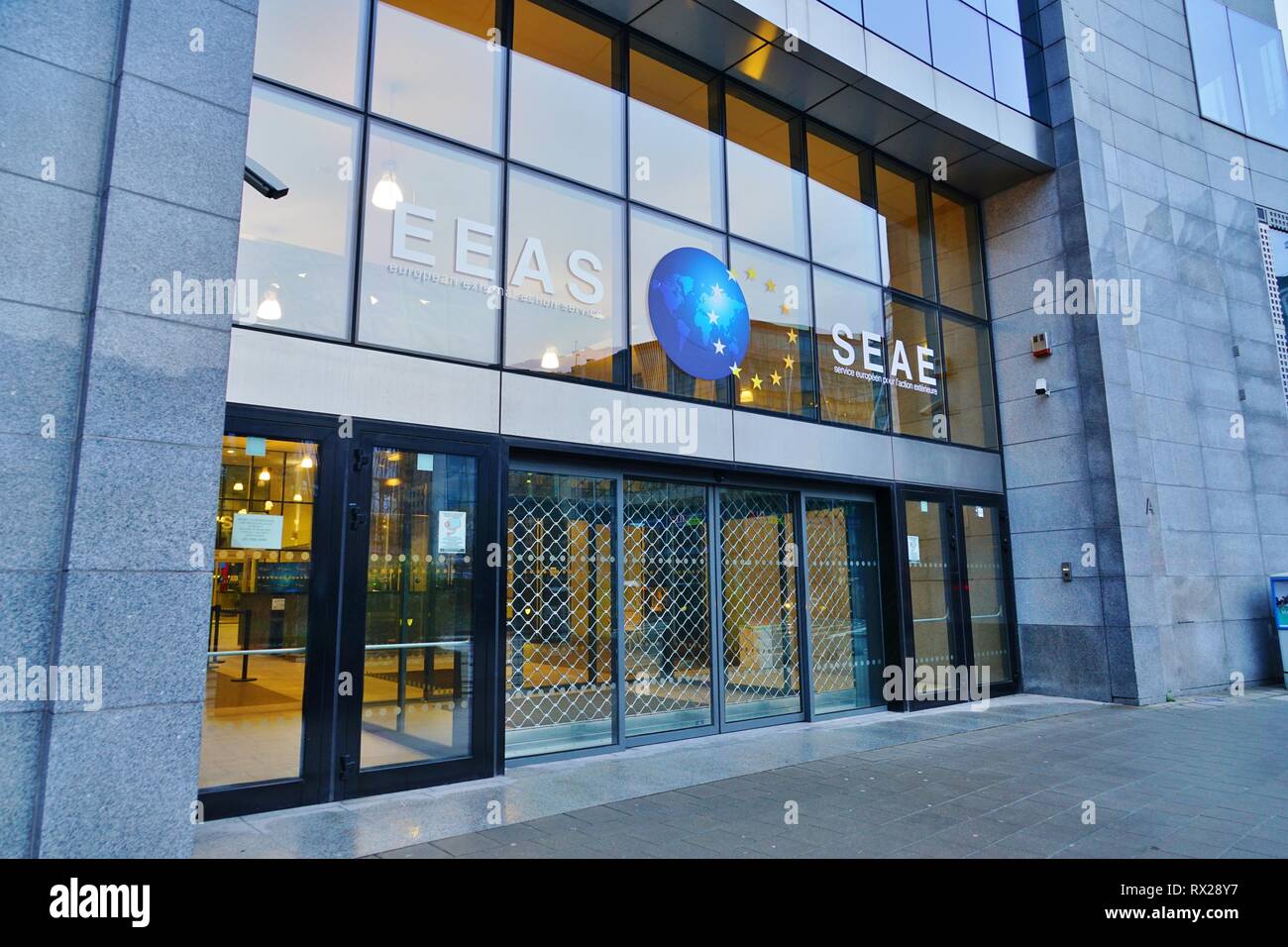 Bruxelles, Belgique -9 fév 2019- Vue sur le bâtiment abritant le Service  européen d'Action Extérieure (SEAE), bras diplomatique de l'Union européenne  (UE) bas Photo Stock - Alamy
