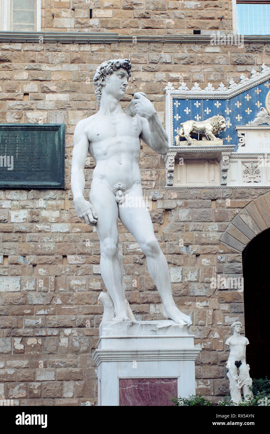 La sculpture de David Michelangelo Florence sur la Piazza della Signoria, Florence, Italie. Monuments de Florence Banque D'Images