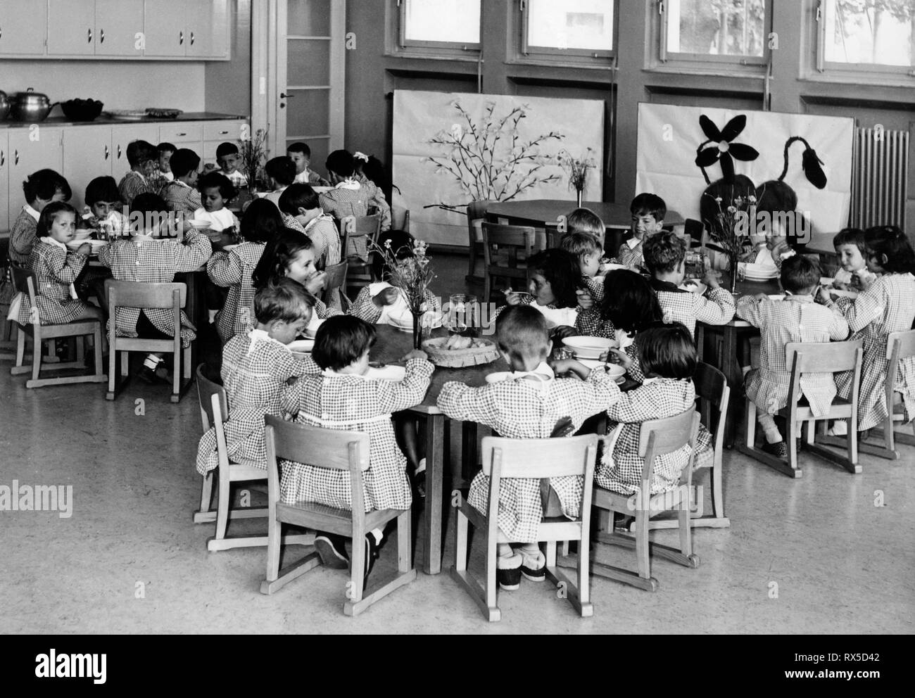 Lugano, les enfants à l'école, 1960 Banque D'Images