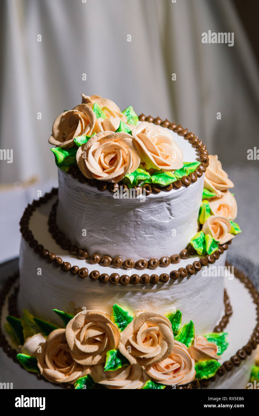 Tres Beau Gateau De Mariage Fait A La Main Nouveau Design Photo Stock Alamy