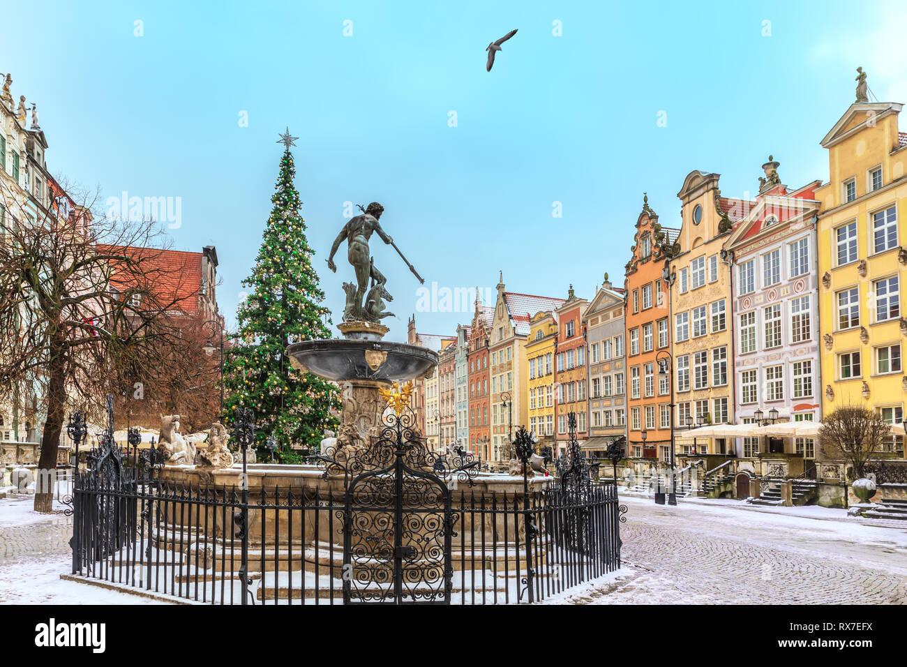 Gdansk Noël, la Fontaine de Neptune dans le marché depuis longtemps, aucun peuple Banque D'Images