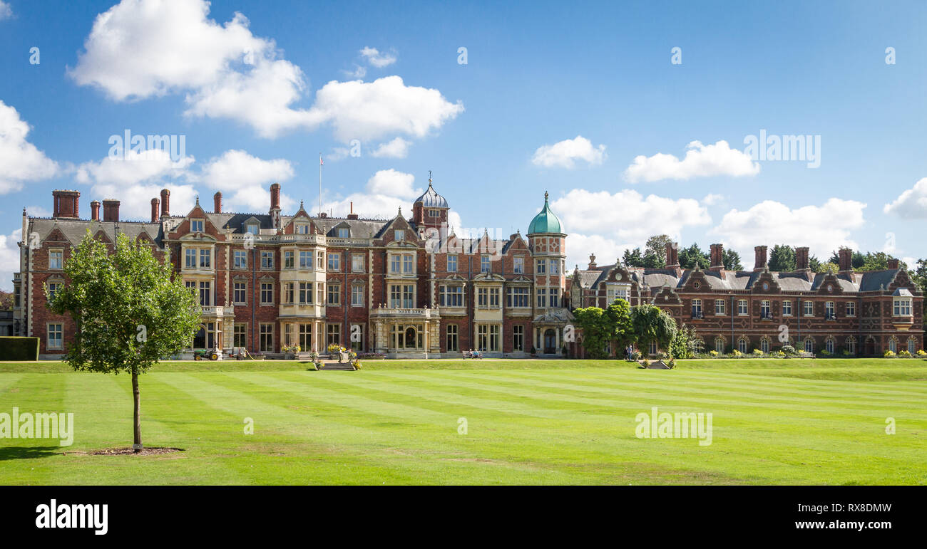 Sandringham House Gardens et 20 000 hectares, maison privée de sa Majesté la Reine Elizabeth II à Sandringham .Angleterre Norfolk Banque D'Images