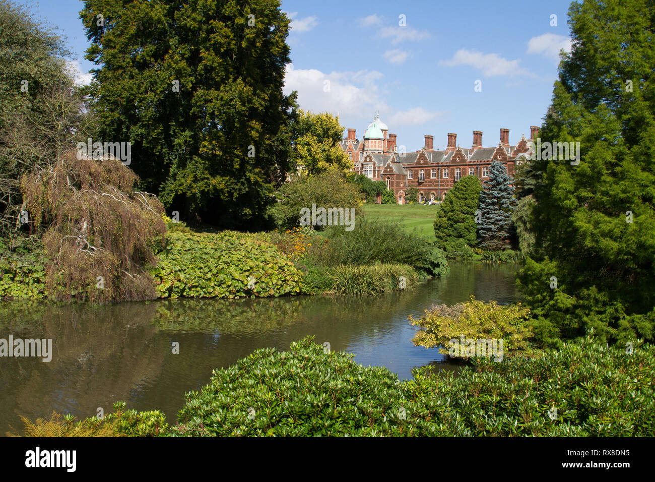 Sandringham House Gardens et 20 000 hectares, maison privée de sa Majesté la Reine Elizabeth II à Sandringham .Angleterre Norfolk Banque D'Images