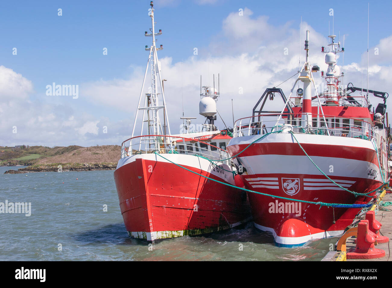 Les chalutiers Baltimore Harbour West Cork Irlande Banque D'Images