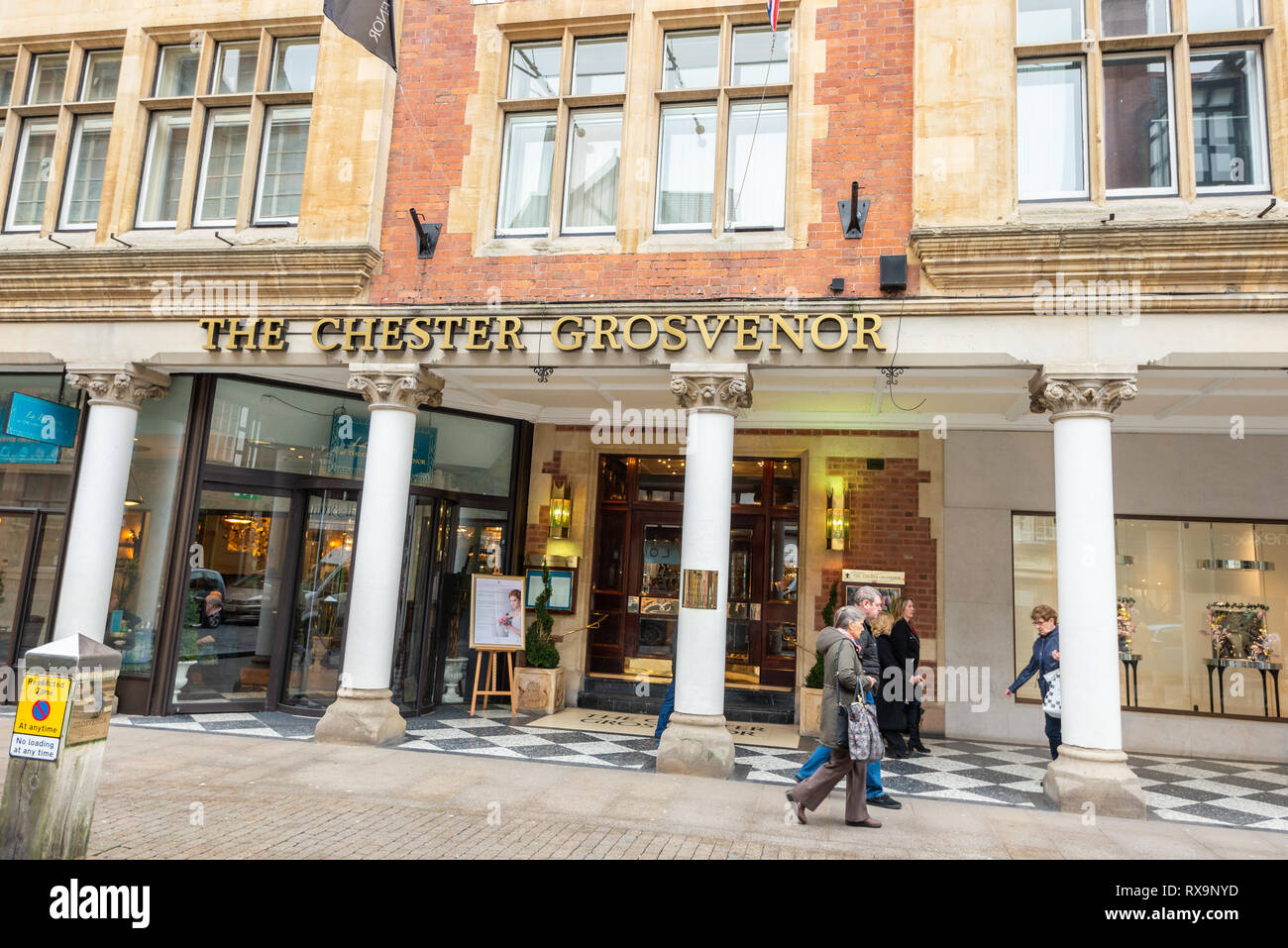 CHESTER, ANGLETERRE - 8 mars, 2019 : l'entrée de The Chester Grosvenor Banque D'Images
