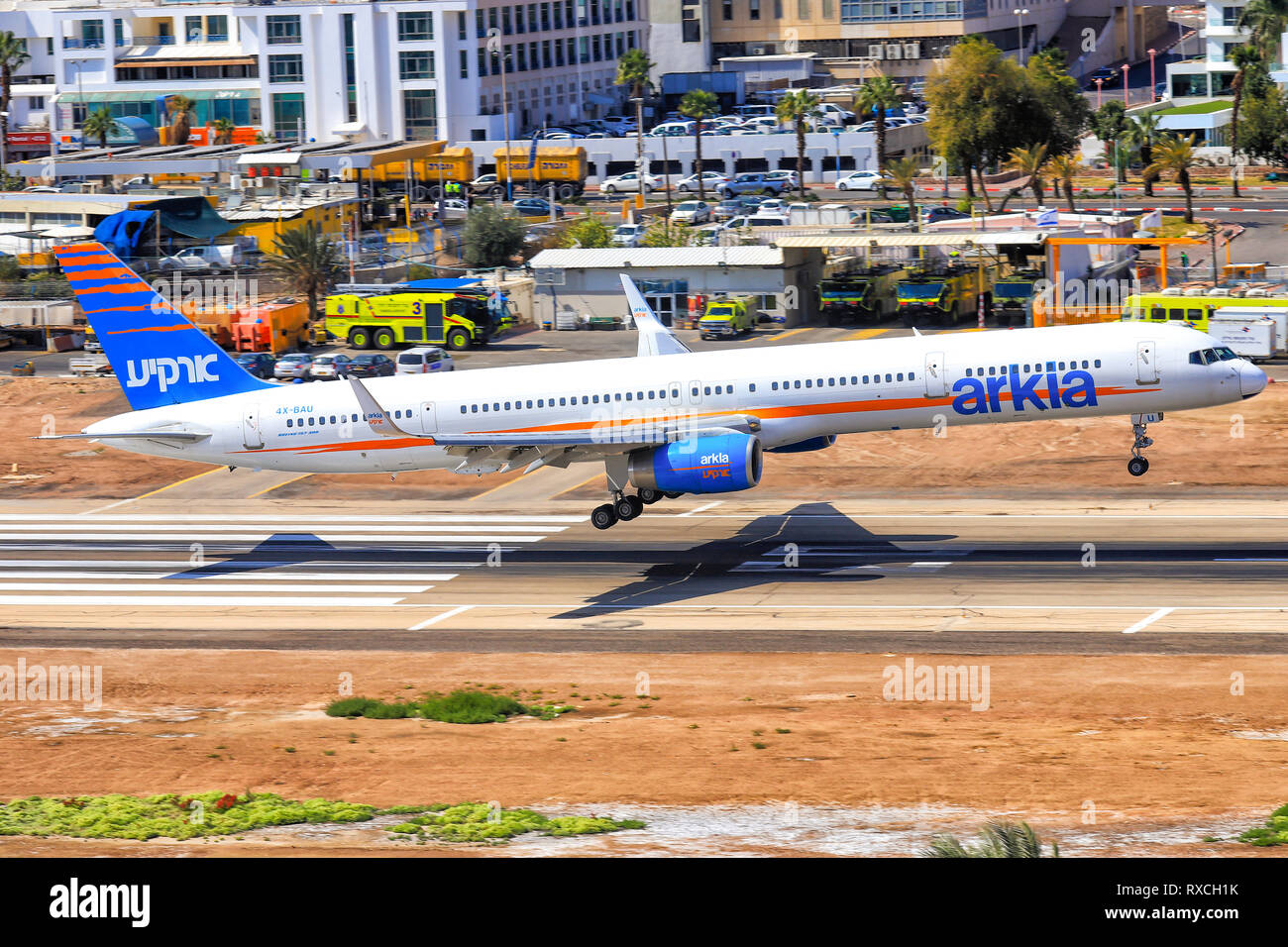 Eilat, Israël - 24 Février, 2019 : Boeing 757-3Israir E7 à l'ancien hôtel de l'aéroport international d'Eilat. Banque D'Images