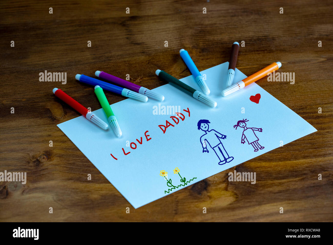 Dessin pour enfants de père tenant son enfant pour le jour de père heureux avec thème je t'aime papa message. Banque D'Images