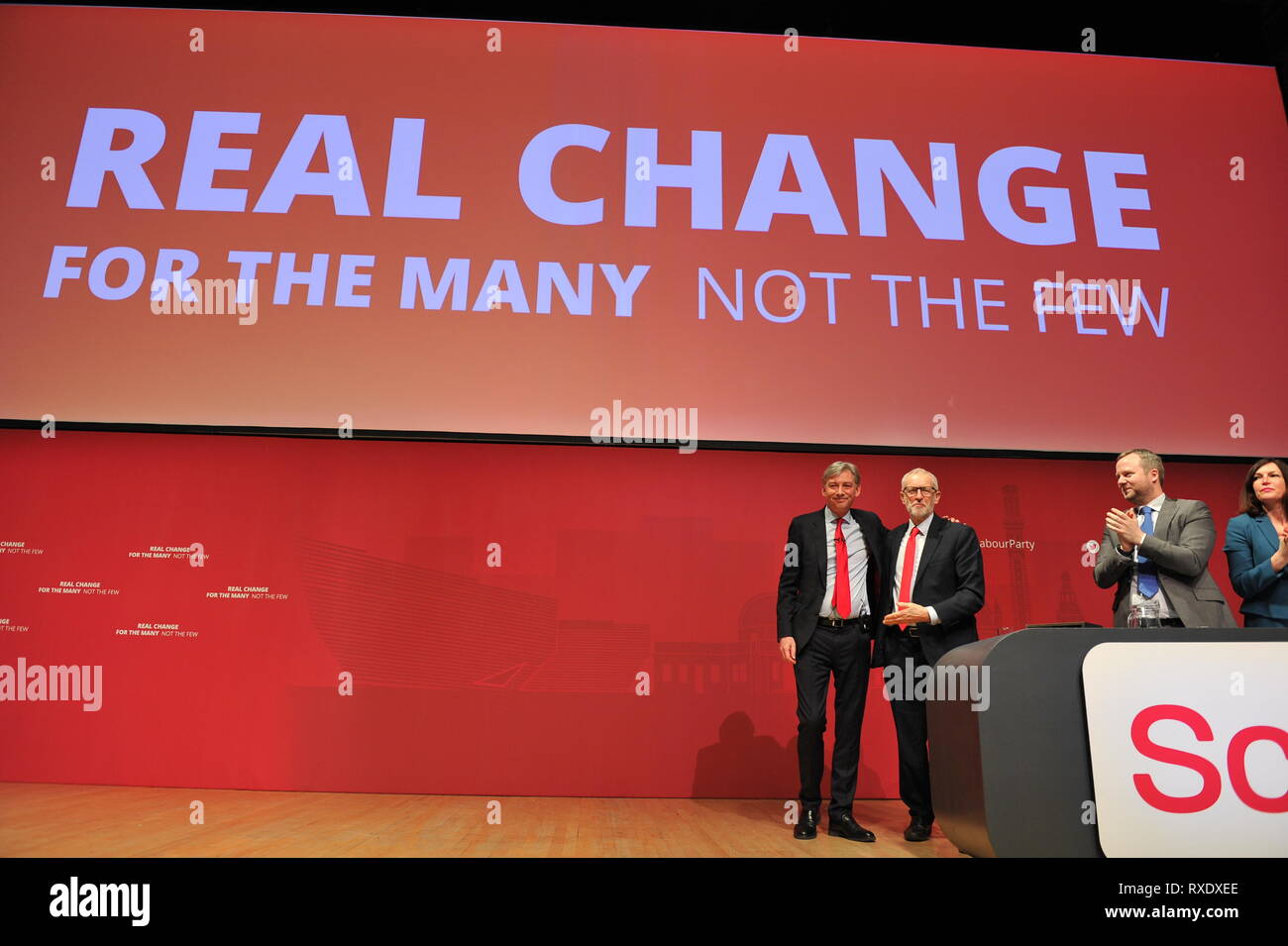 Dundee, Écosse, Royaume-Uni. Mar 9, 2019. Les dirigeants syndicaux à l'ensemble d'après Richard Loenard a prononcé son discours à la conférence. (À gauche) et Richard Leonard MSP (droit) Rt Député MP Jeremy Corbyn Crédit : Colin Fisher/Alamy Live News Banque D'Images