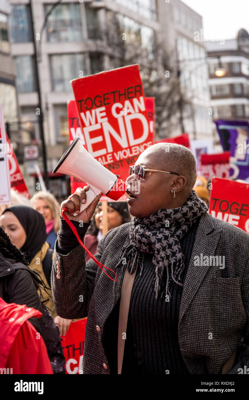 Londres, Royaume-Uni. 9 mars 2019. Londres, Royaume-Uni. 09Th Mar, 2019. Londres, Royaume-Uni. 09Th Mar, 2019. Millions de femmes, une marche annuelle pour la Journée internationale des femmes, cette année consacrée aux femmes et filles tués par les hommes et appelé 'jamais oublié', Londres, Royaume-Uni, 09-03-2019 : Crédit Bjanka Kadic/Alamy Live News Crédit : Bjanka Kadic/Alamy Live News Banque D'Images