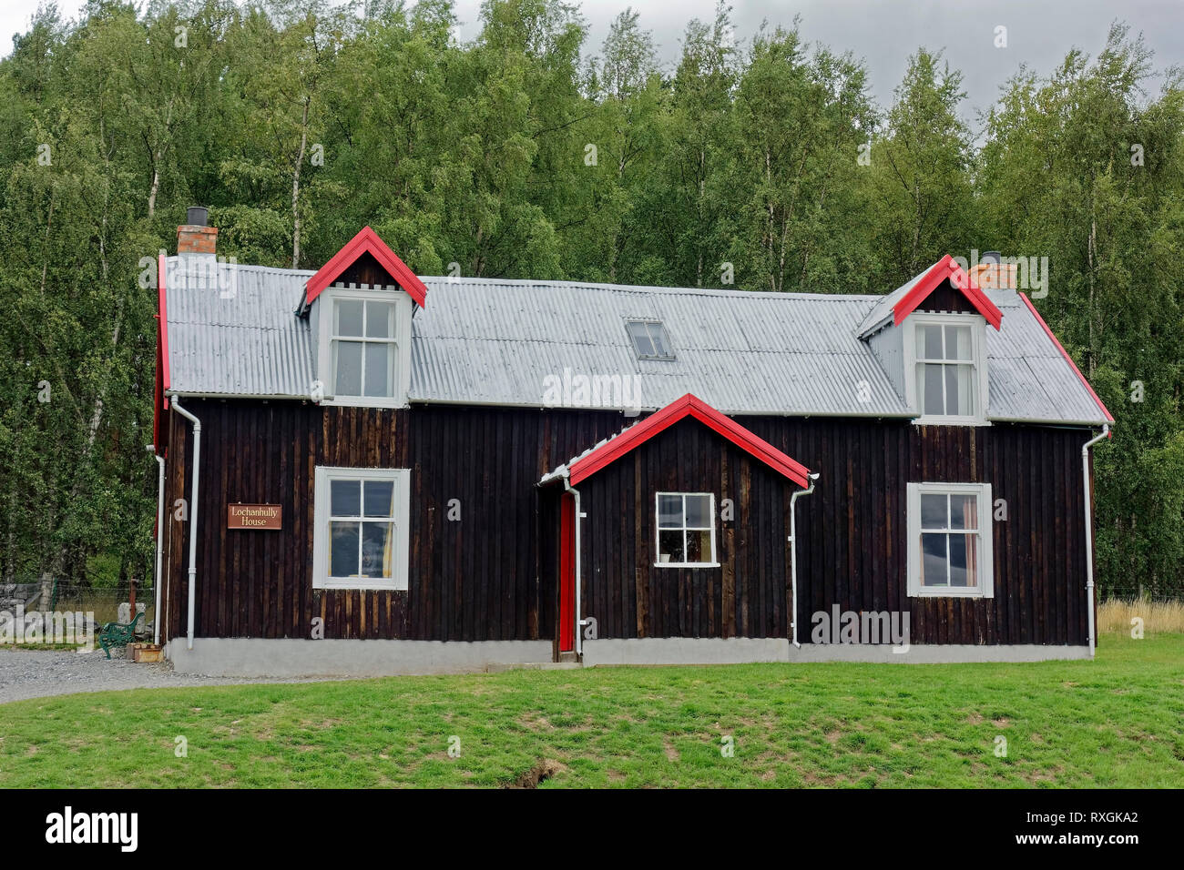 Maison Lochanhully dans le Highland Folk Museum à Newtonmore, en Écosse. C'est une maison en bois principalement, et a été construit en 1922. Banque D'Images