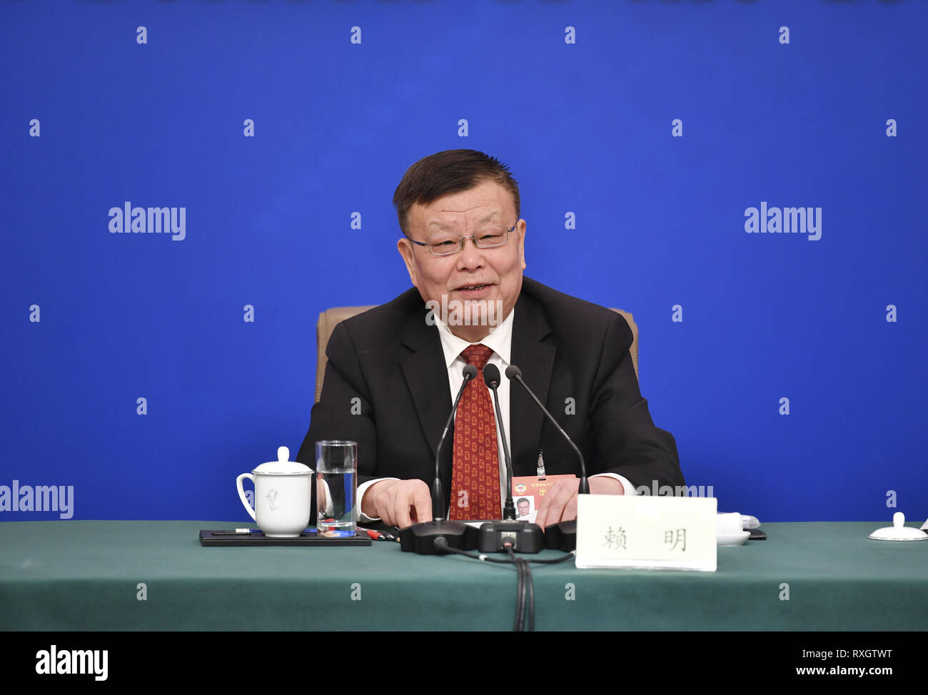 Beijing, Chine. Mar 10, 2019. Lai Ming, membre du 13e Comité National de la Conférence consultative politique du peuple chinois (CCPPC), assiste à une conférence de presse des conseillers politiques de l'exécution de fonctions dans la nouvelle ère pour la deuxième session de la 13ème CCPPC Comité national à Beijing, capitale de la Chine, 10 mars 2019. Crédit : Li Ran/Xinhua/Alamy Live News Banque D'Images