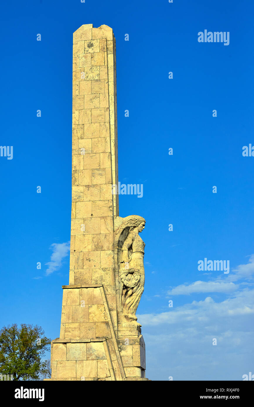 Horea, Closca et Crisan obélisque dans Alba Carolina citadelle Banque D'Images