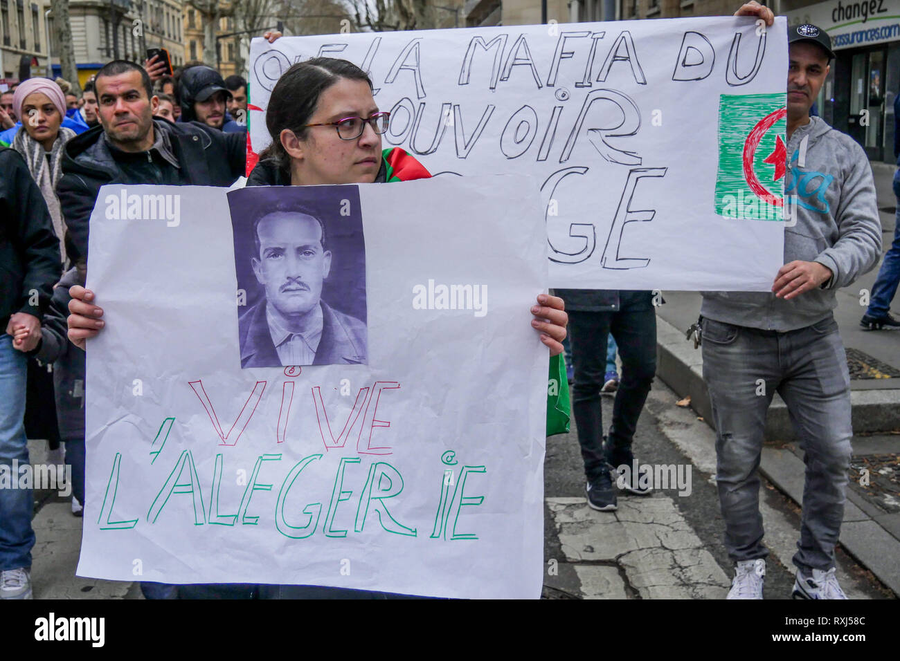 Manifestations de la diaspora algérienne Abdelaziz Bouteflika 5e candidature au poste présidentiel, Lyon, France Banque D'Images