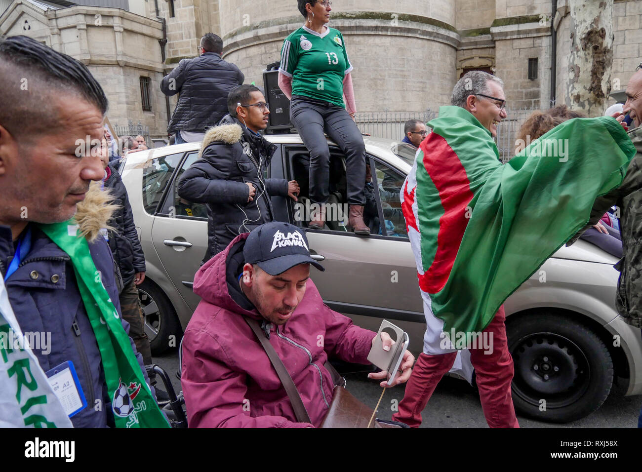 Manifestations de la diaspora algérienne Abdelaziz Bouteflika 5e candidature au poste présidentiel, Lyon, France Banque D'Images