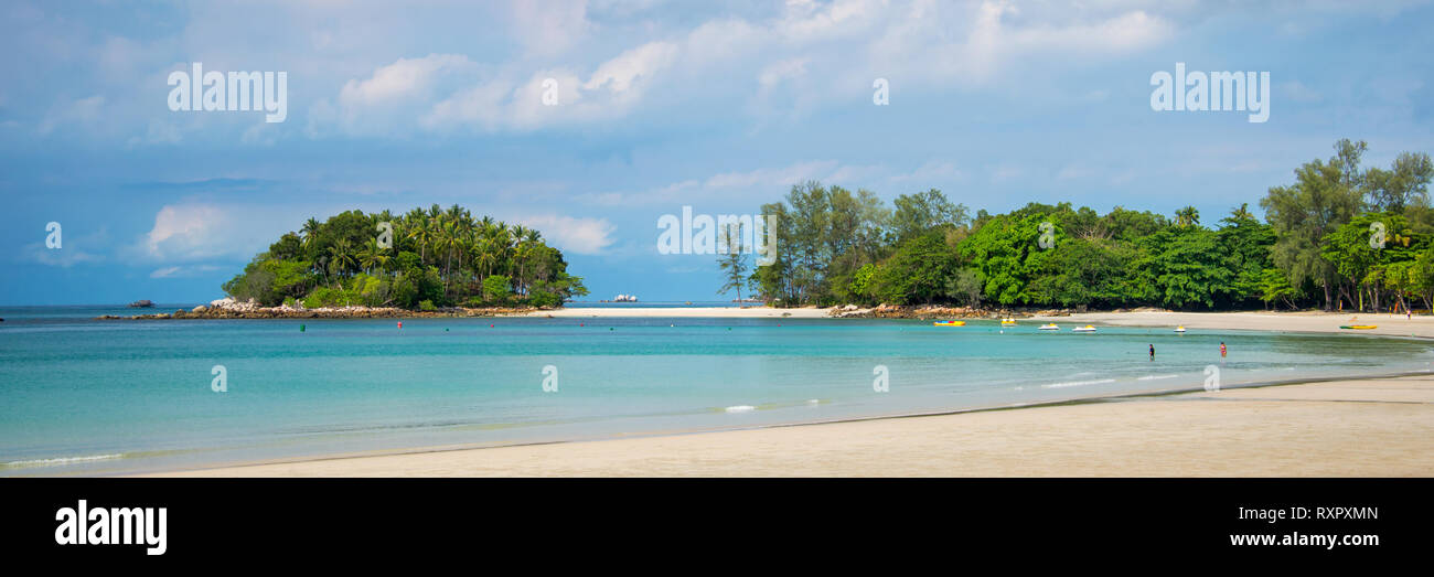 Tropical Beach sur l'île de Bintan, Indonésie Banque D'Images