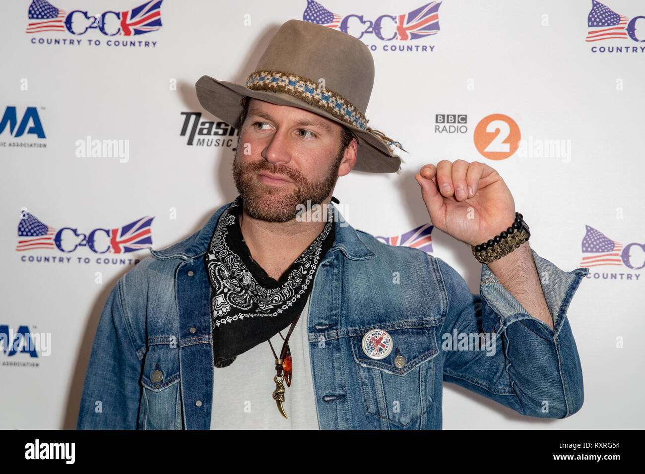 Londres, Royaume-Uni. 10 Mar 2019. Blanc Drake pose backstage sur jour 3 de C2C : un pays à l'autre, à l'O2 Arena, le Crédit : Jason Richardson / Alamy Live News Banque D'Images