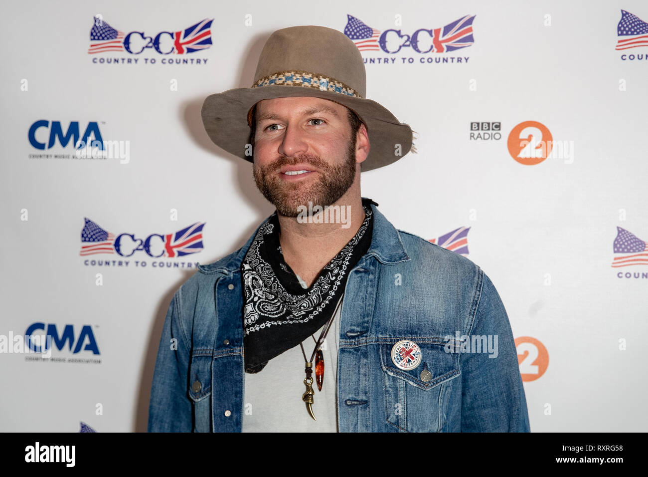 Londres, Royaume-Uni. 10 Mar 2019. Blanc Drake pose backstage sur jour 3 de C2C : un pays à l'autre, à l'O2 Arena, le Crédit : Jason Richardson / Alamy Live News Banque D'Images