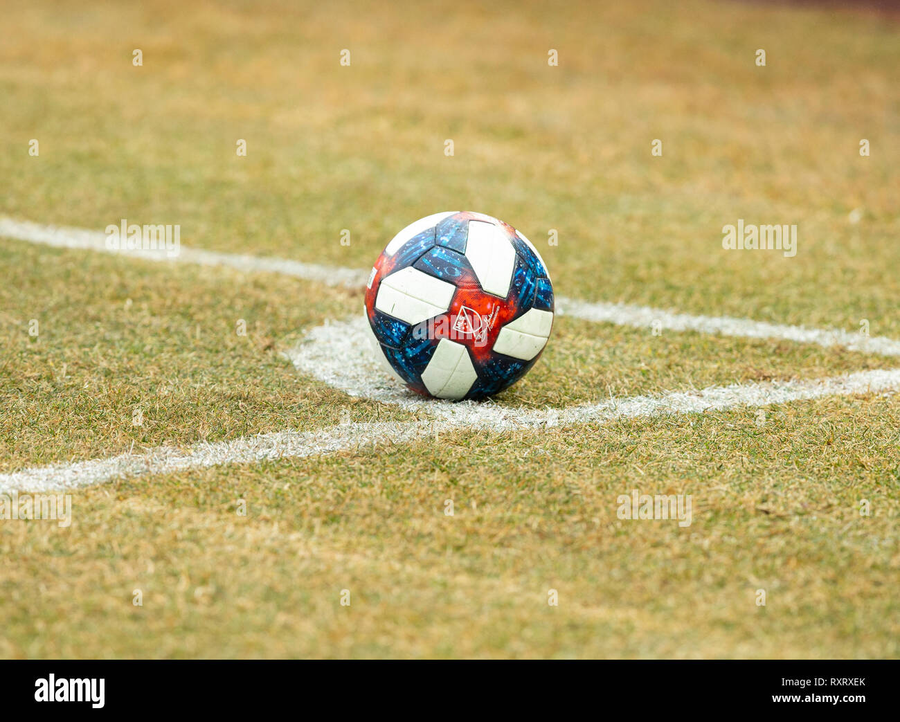 New York, États-Unis. Mar 10, 2019. New York, NY - 10 mars 2019 : Deux MLS MLS football sur terrain pour NYCFC entre jeu régulier et DC United au Yankee Stadium match match nul crédit : lev radin/Alamy Live News Banque D'Images