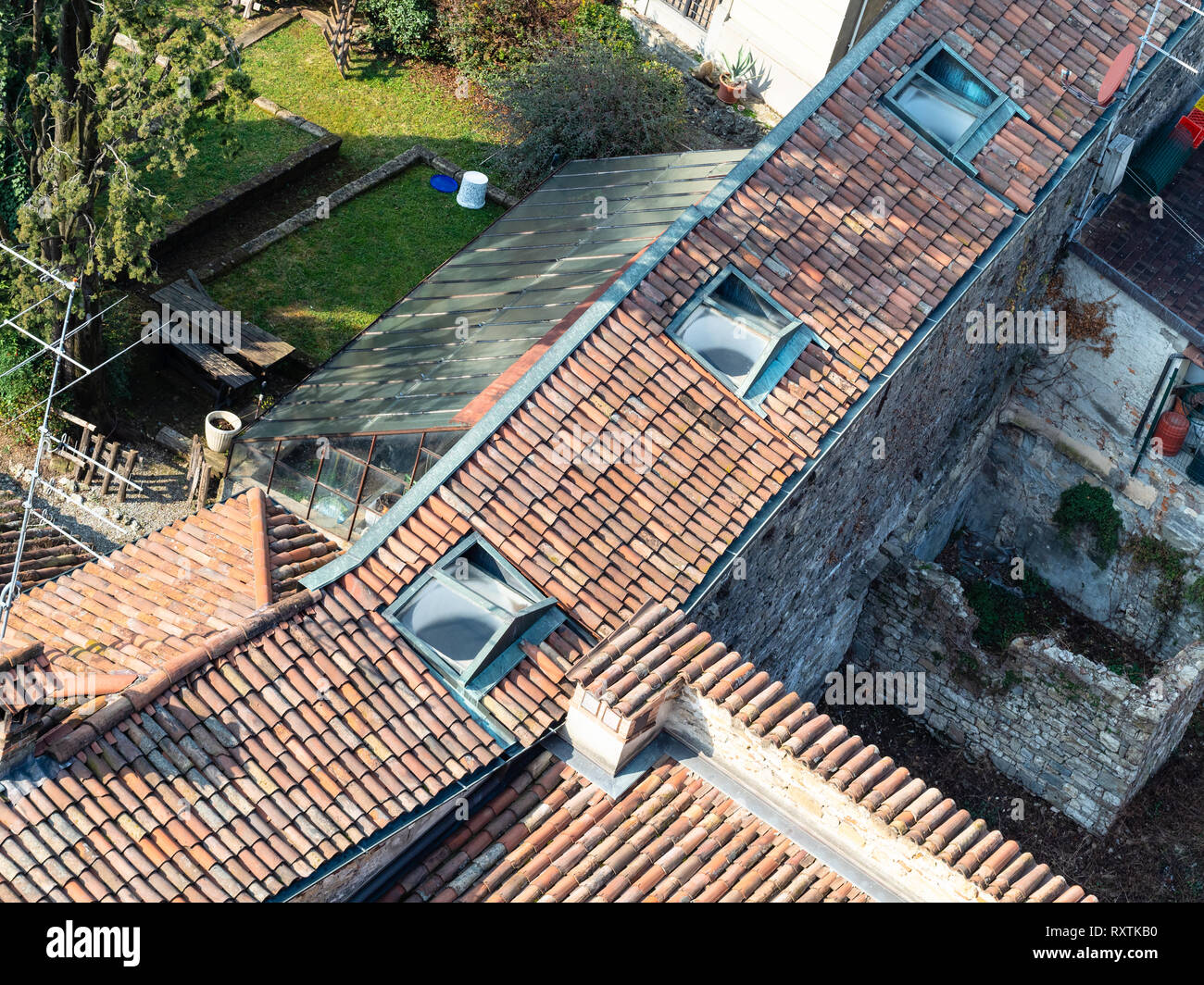 Voyage d'Italie - vue ci-dessus du passage secret de Podesta à Bergame ville de Campanone (Torre civica) clocher en Citta Alta (Ville Haute) Banque D'Images