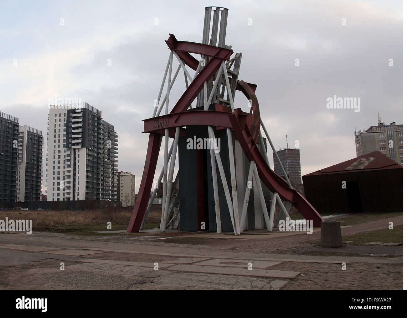 Tatlins type tour sculpture à Centre de la solidarité européenne à Gdansk Banque D'Images