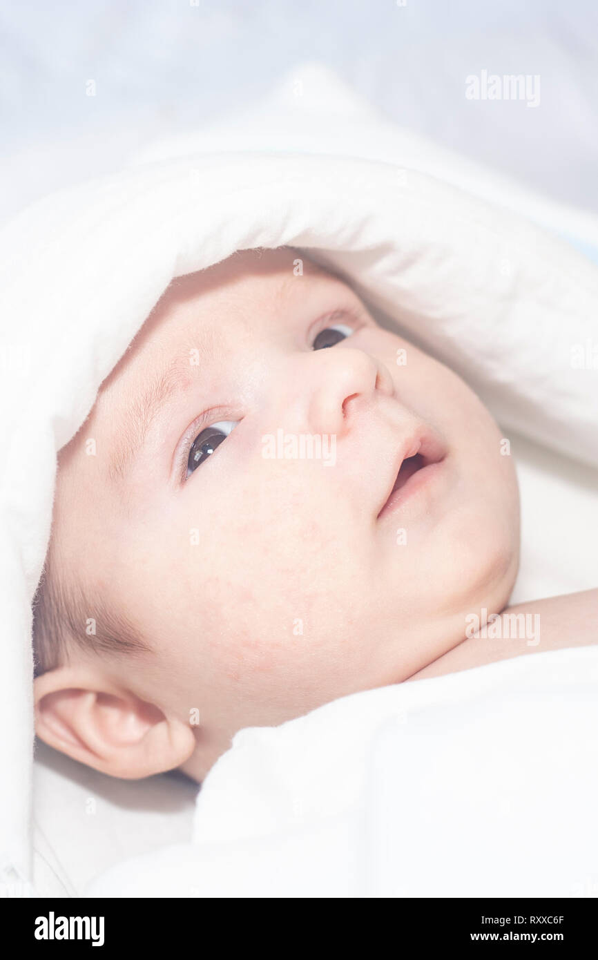 Cute Adorable Bebe Nouveau Ne Garcon Sur Fond Blanc La Belle Enfant Portait Sur Costume De Lapin Avec De Longues Oreilles Maison De Vacances Paques L Enfance Concept Photo Stock Alamy Cute Adorable Bebe Nouveau Ne Garcon Sur Fond Blanc La Belle Enfant Portait Sur Costume De Lapin Avec De Longues Oreilles Maison De Vacances Paques L Enfance Concept Photo Stock Alamy