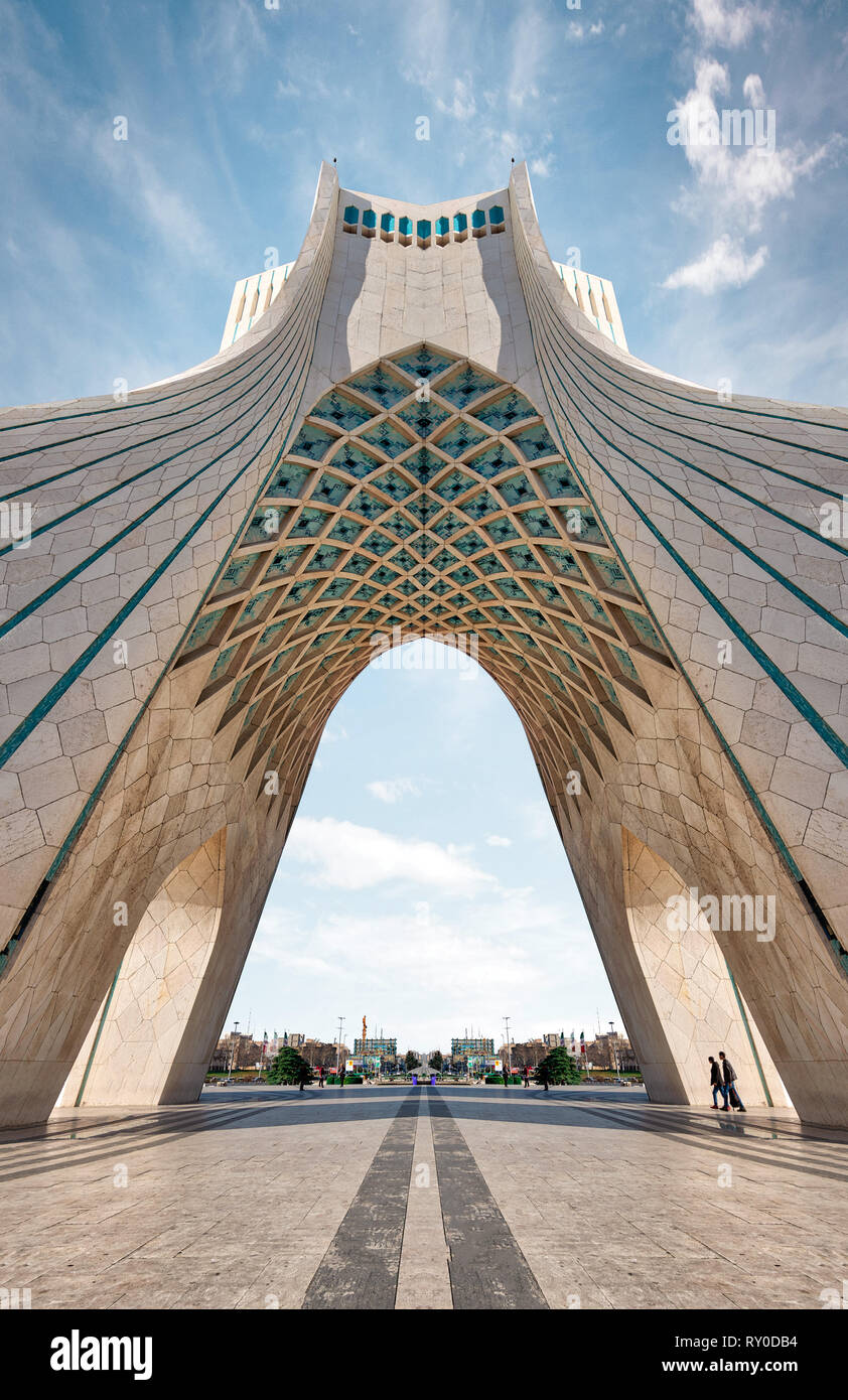La tour Azadi de Téhéran, Iran, prise en janvier 2019 prises en hdr Banque D'Images