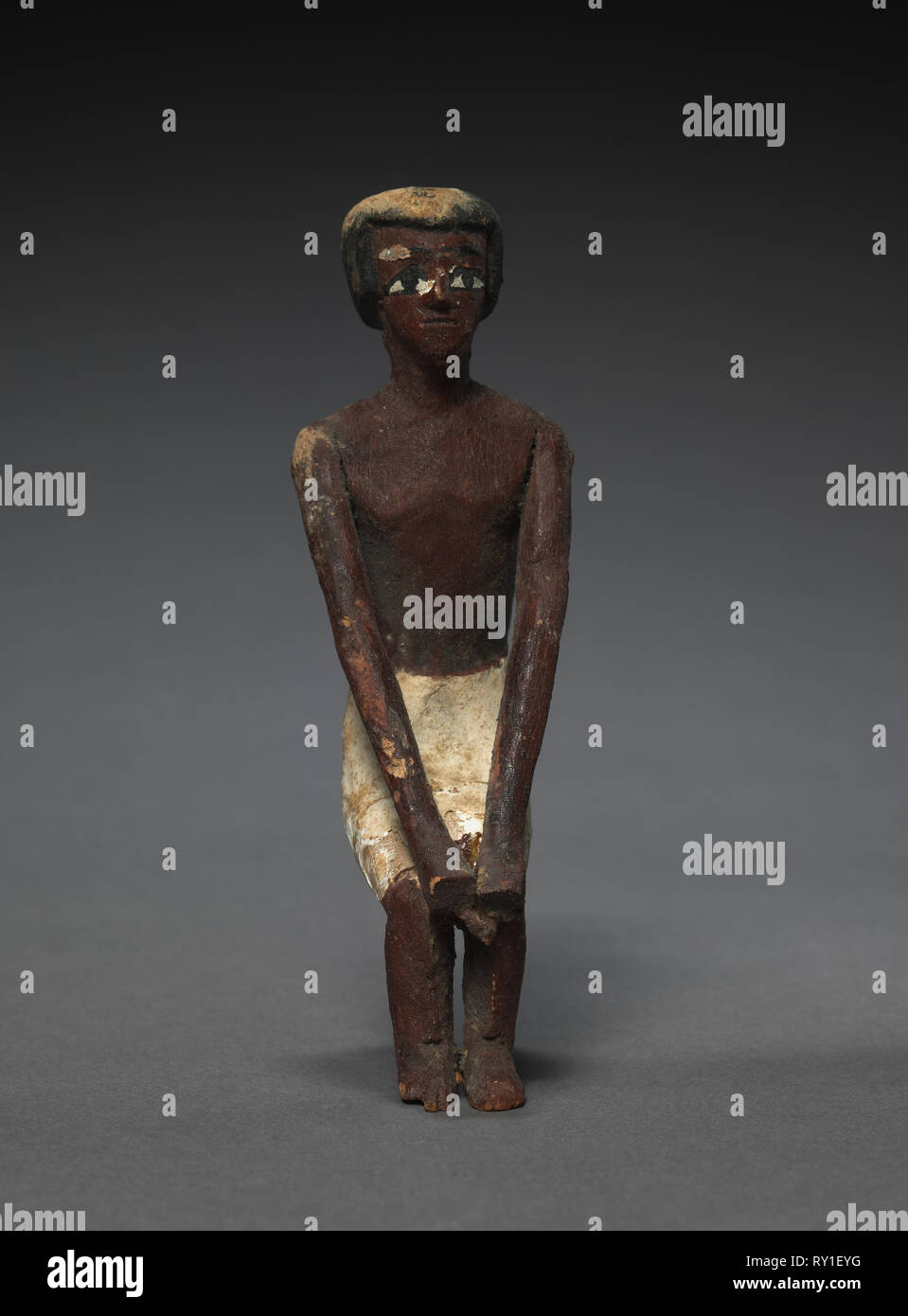 Modèle assis Marin, c. 2000-1000 BC. L'Égypte, l'Empire du milieu, fin 11 (dynastie 2040-1980 av. J.-C.) jusqu'au début 12 (C.-B. 1980-1951 Dynastie). Sycamore fig peinte ; moyenne : 11 cm (4 5/16 in Banque D'Images