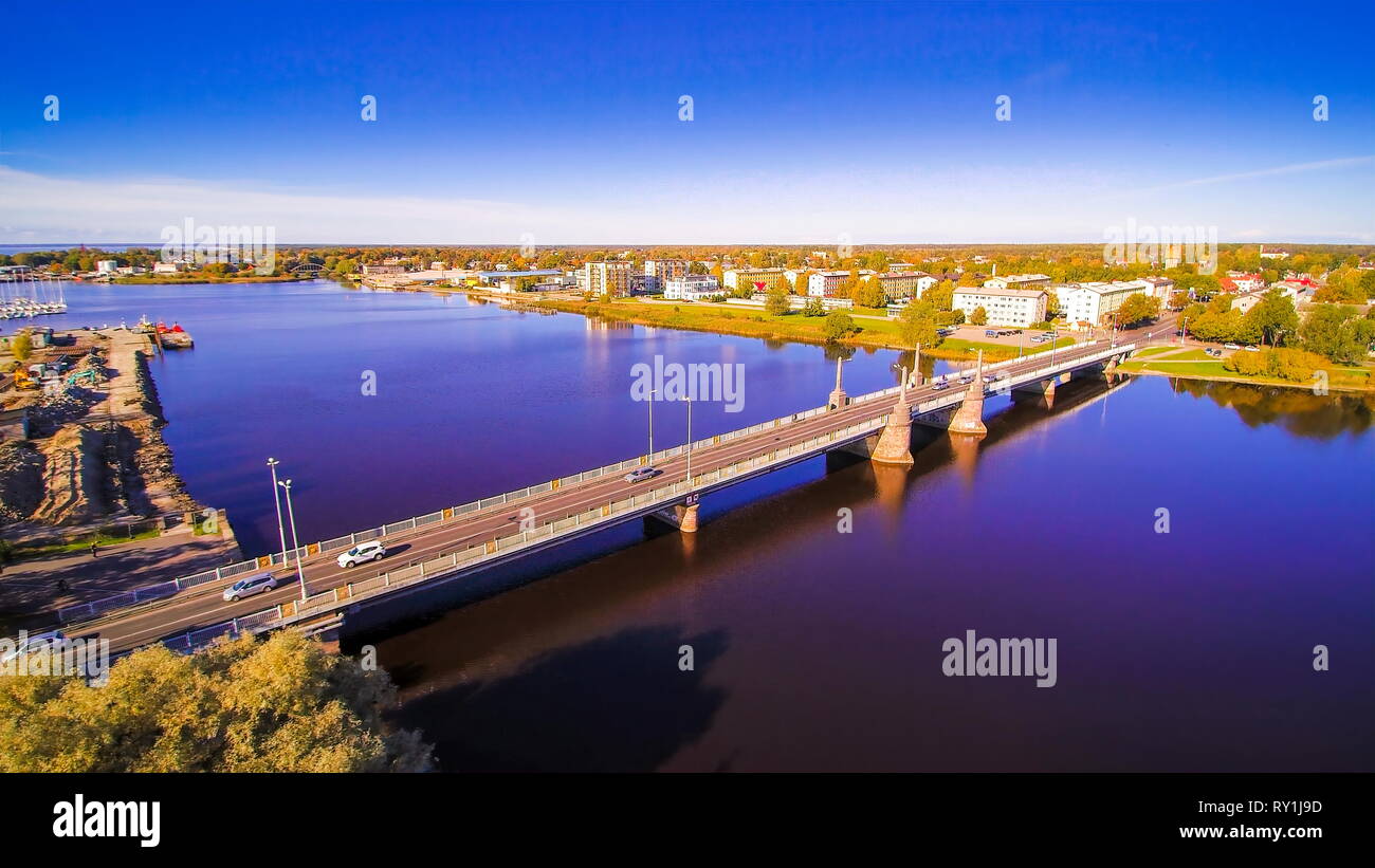 Le parti progressiste-ville de Parnu en Estonie. PĆ¤rnu est une ville dans le sud-ouest de l'Estonie sur la côte de l'PĆ¤rnu Bay un bras du golfe de Livonie dans la B Banque D'Images