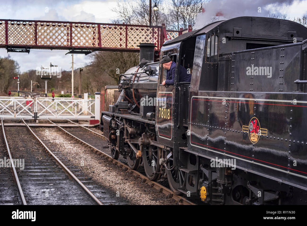 Fer vapeur Esat Lancashire Printemps gala 2019. 78018 est un BR 2MT Standard Class 2-6-0 Banque D'Images