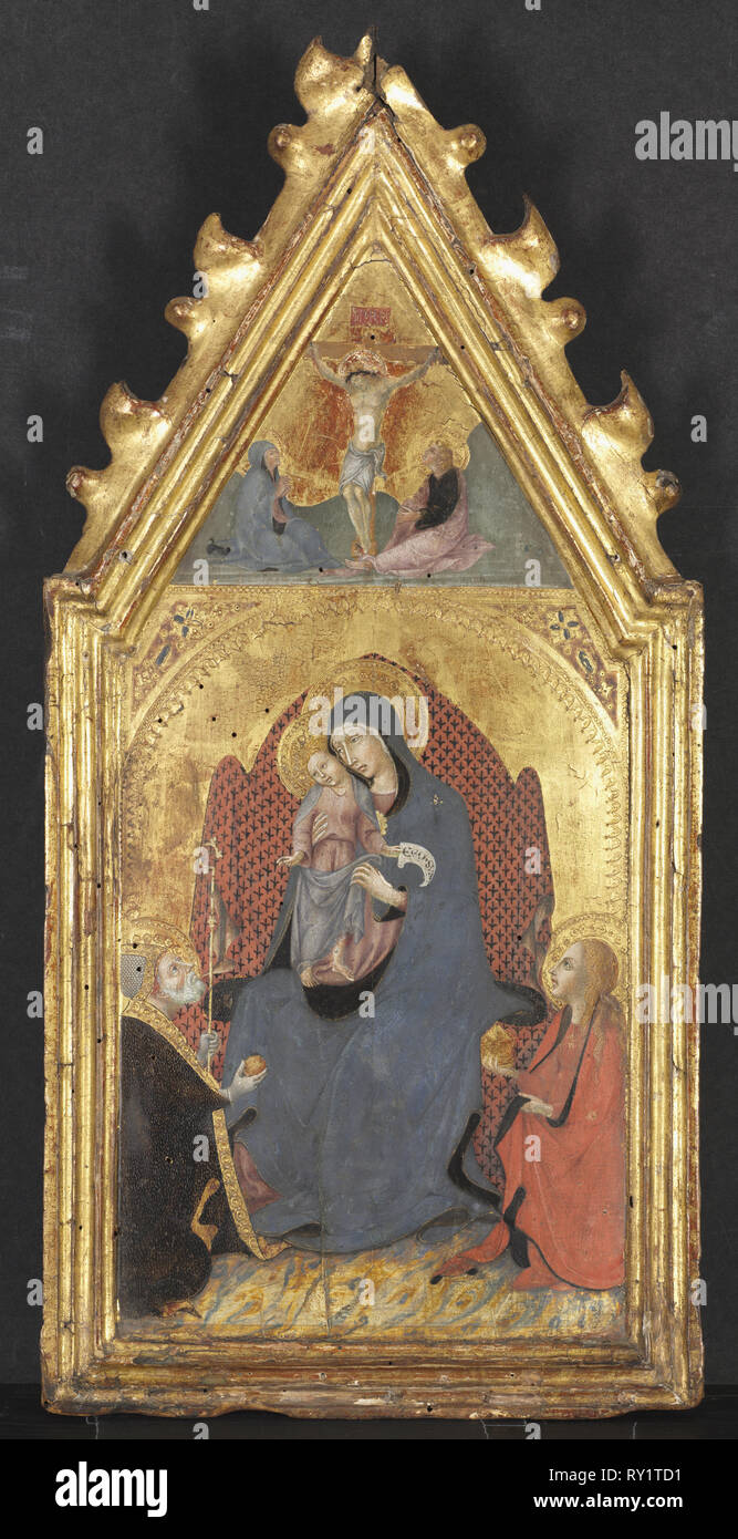 Vierge à l'Enfant adoré par les Saints Marie Madeleine et Nicolas de Bari, le Christ crucifié avec la Vierge et saint Jean l'Evangéliste, années 1400. Sano di Pietro (italien, 1406-1481). Tempera et or sur bois ; Image : 46 x 21,4 cm (18 1/8 x 8 7/16 in.) ; pans : 58,2 x 28 x 4,8 cm (22 15/16 x 11 x 1 7/8 po Banque D'Images