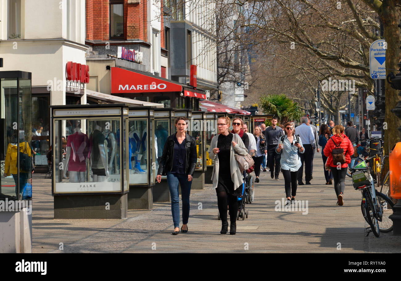 Gehweg, Shopping, Kurfuerstendamm, Charlottenburg, Berlin, Deutschland Banque D'Images