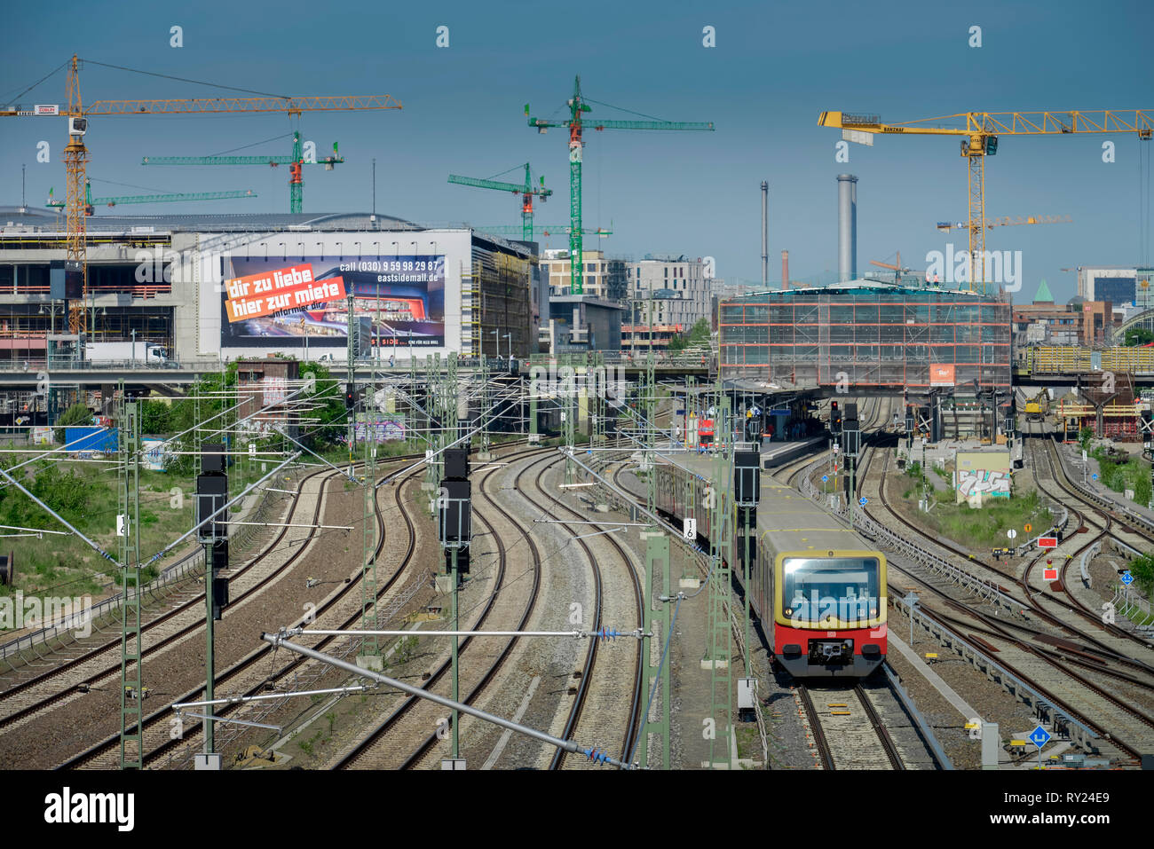 Neubau, Bahnhof Warschauer Strasse, Friedrichshain, Berlin, Deutschland Banque D'Images