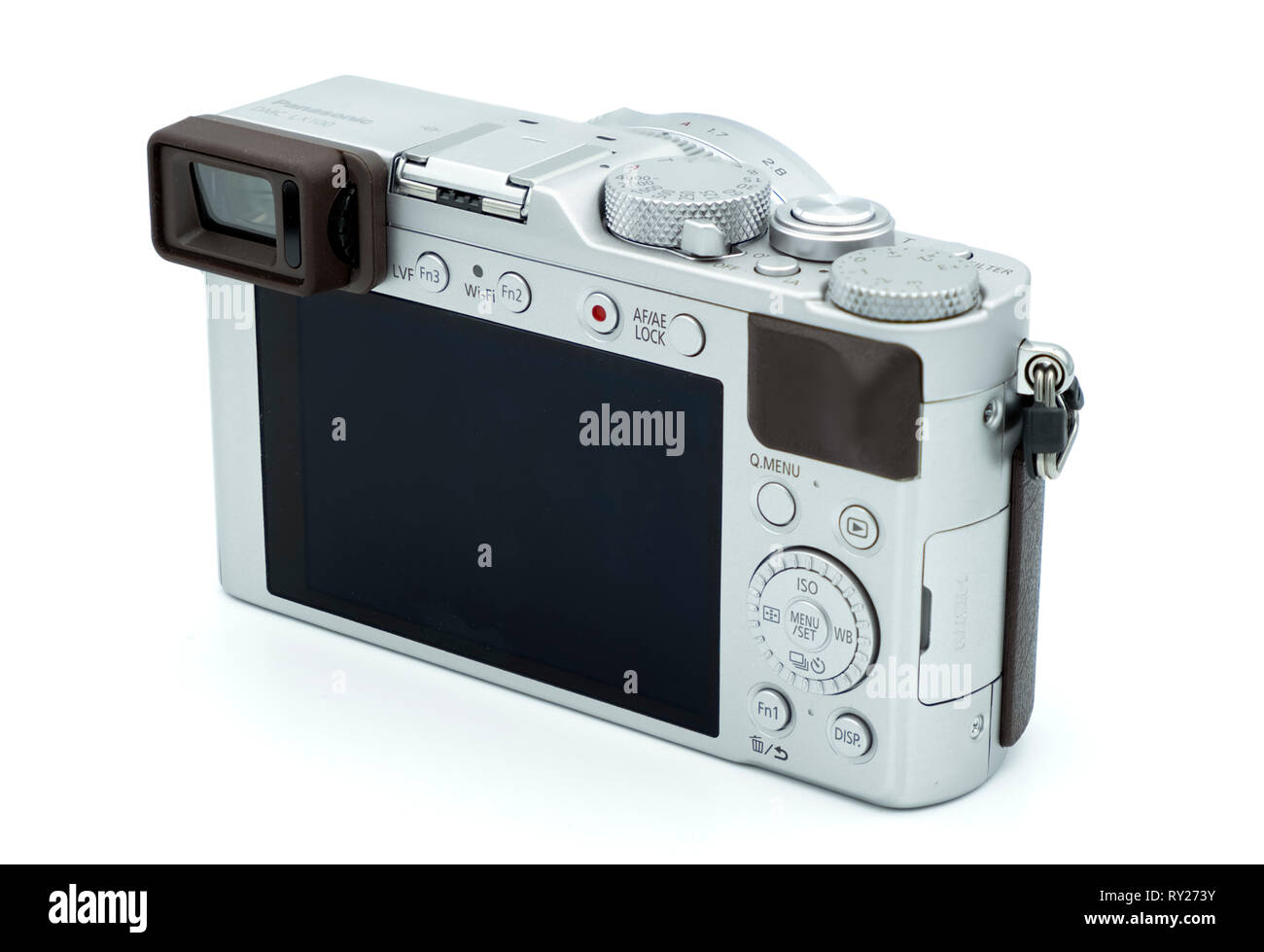 L'écran LCD et le viseur électronique sur l'arrière d'un appareil photo numérique Panasonic LX100 Banque D'Images