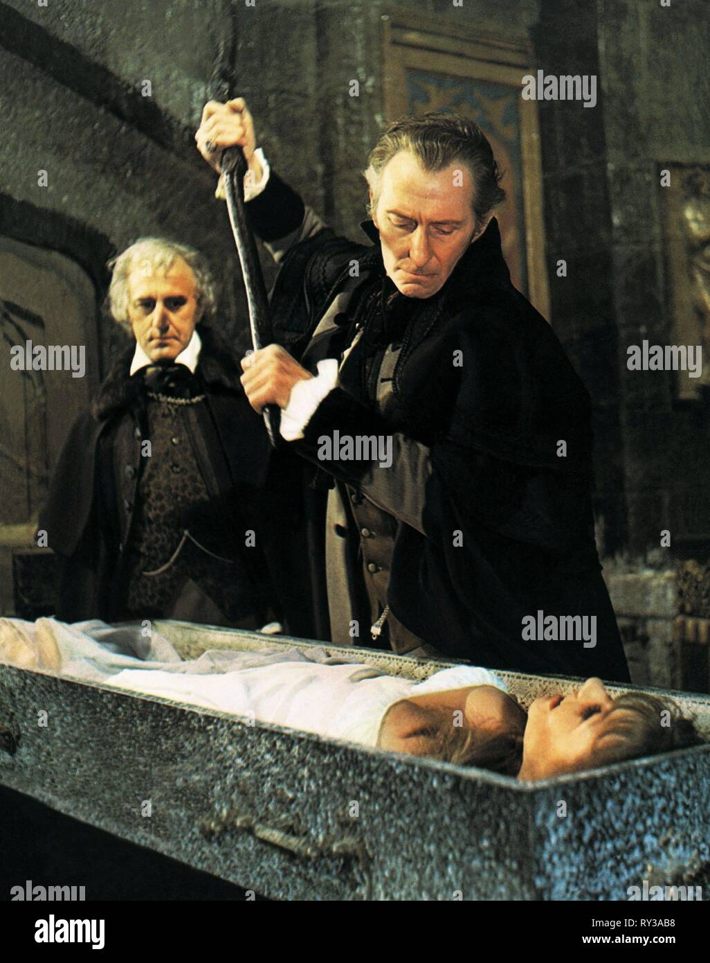 PETER CUSHING, le vampire amoureux, 1970 Banque D'Images