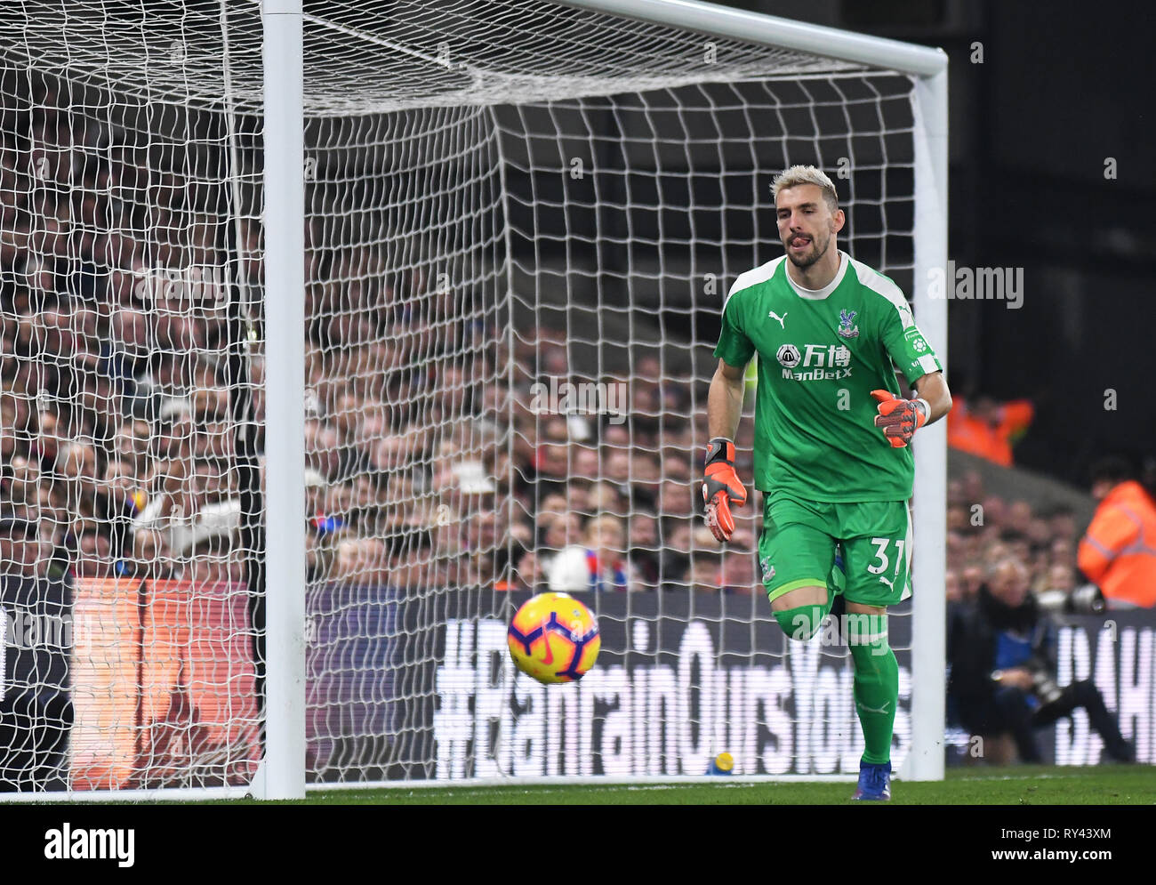 Londres, ANGLETERRE - 27 février 2019 : Vicente Guaita de Palace photographié au cours de la Premier League 2018/19 match entre Crystal Palace FC et Manchester United à Selhurst Park. Banque D'Images