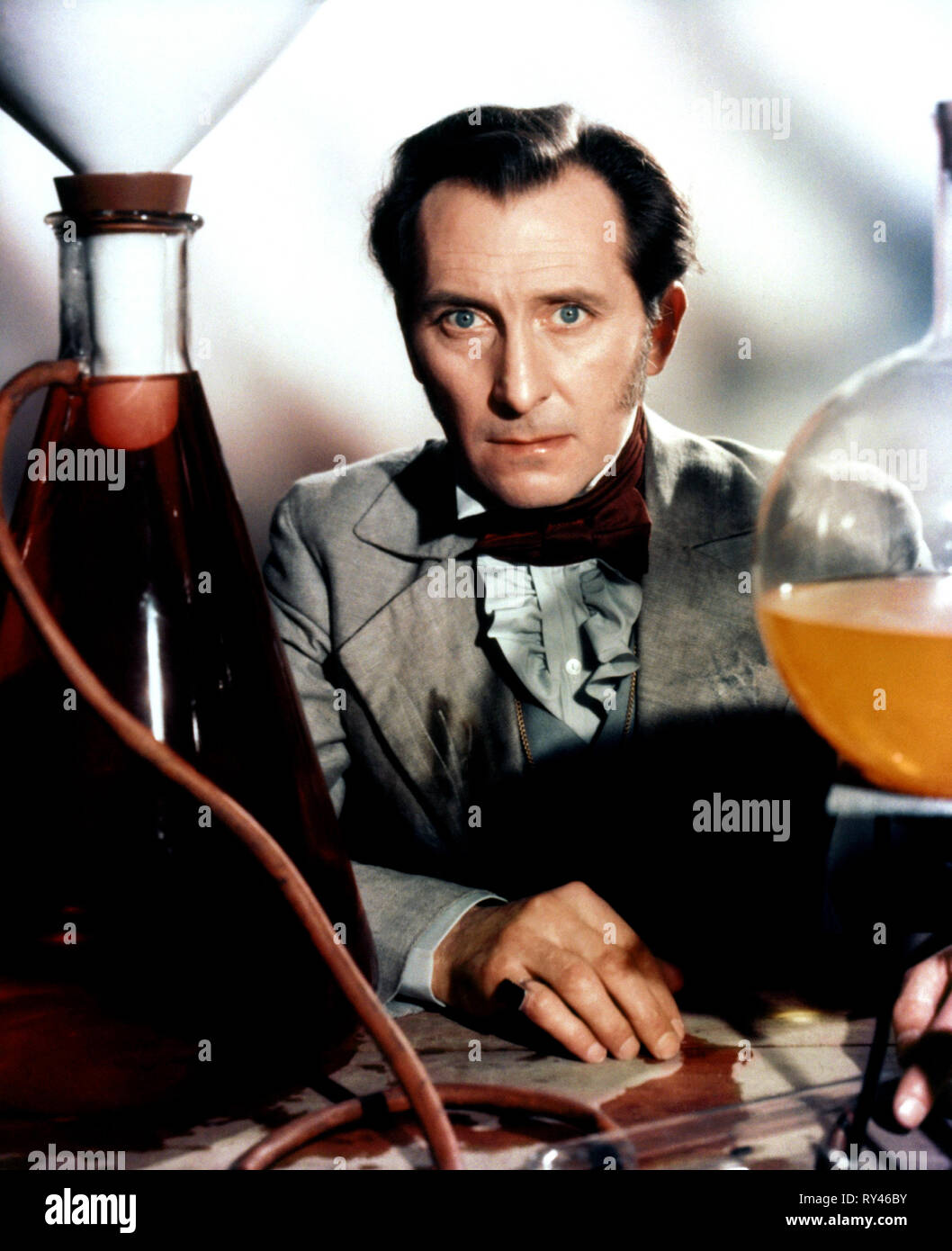 PETER CUSHING, LA REVANCHE DE FRANKENSTEIN, 1958 Banque D'Images